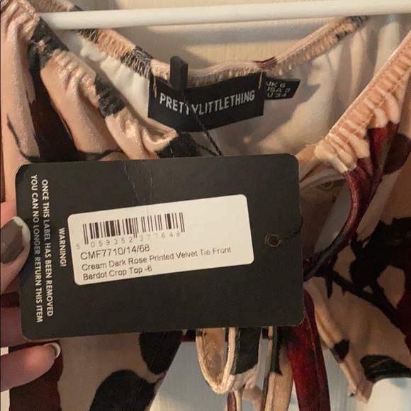 Cream Dark Rose Printed Velvet Tie Front Bardot CT - Picture 3 of 3